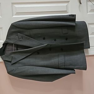 Classic Men's Gray Suit